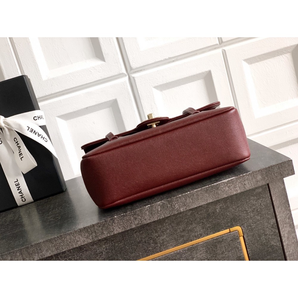 Chanel clutch with leather strap 15x22x7cm 