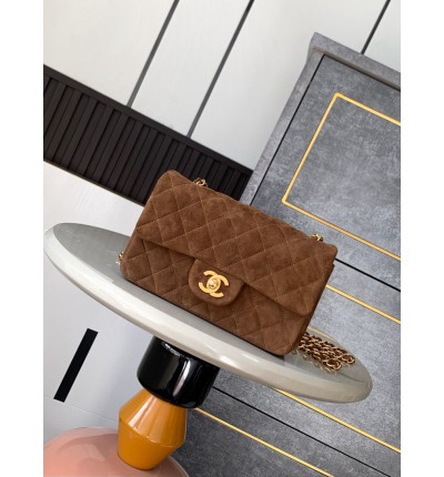 Chanel classic flap bag 20x13x5cm suede