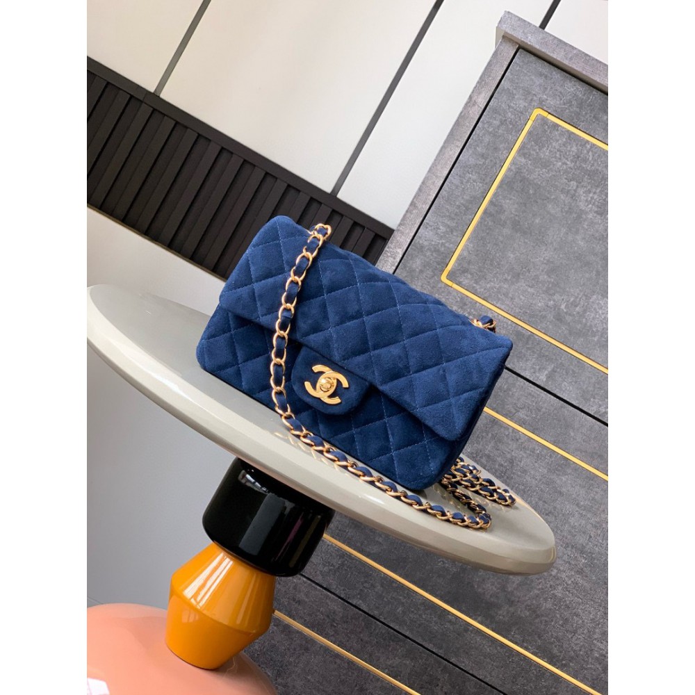 Chanel classic flap bag 20x13x5cm suede Bags