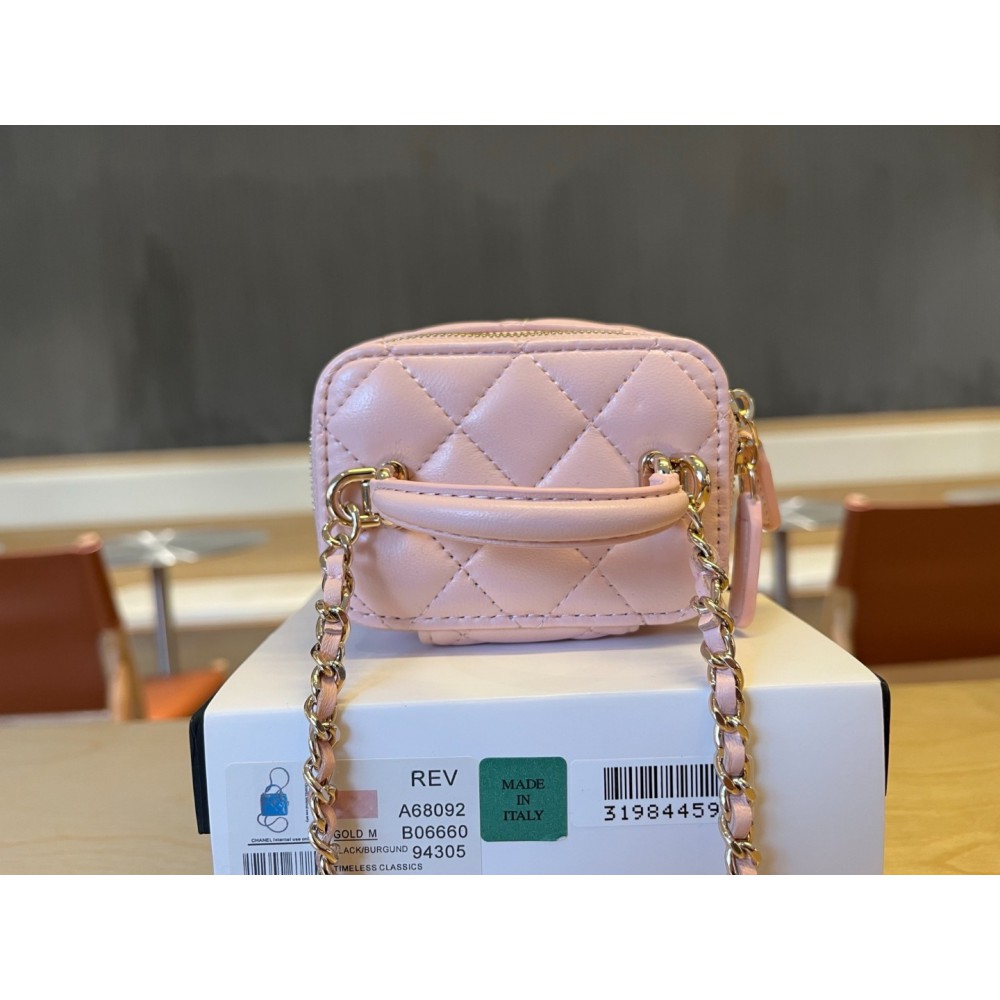 Chanel beauty vanity bag 11x8.5x7cm Bags