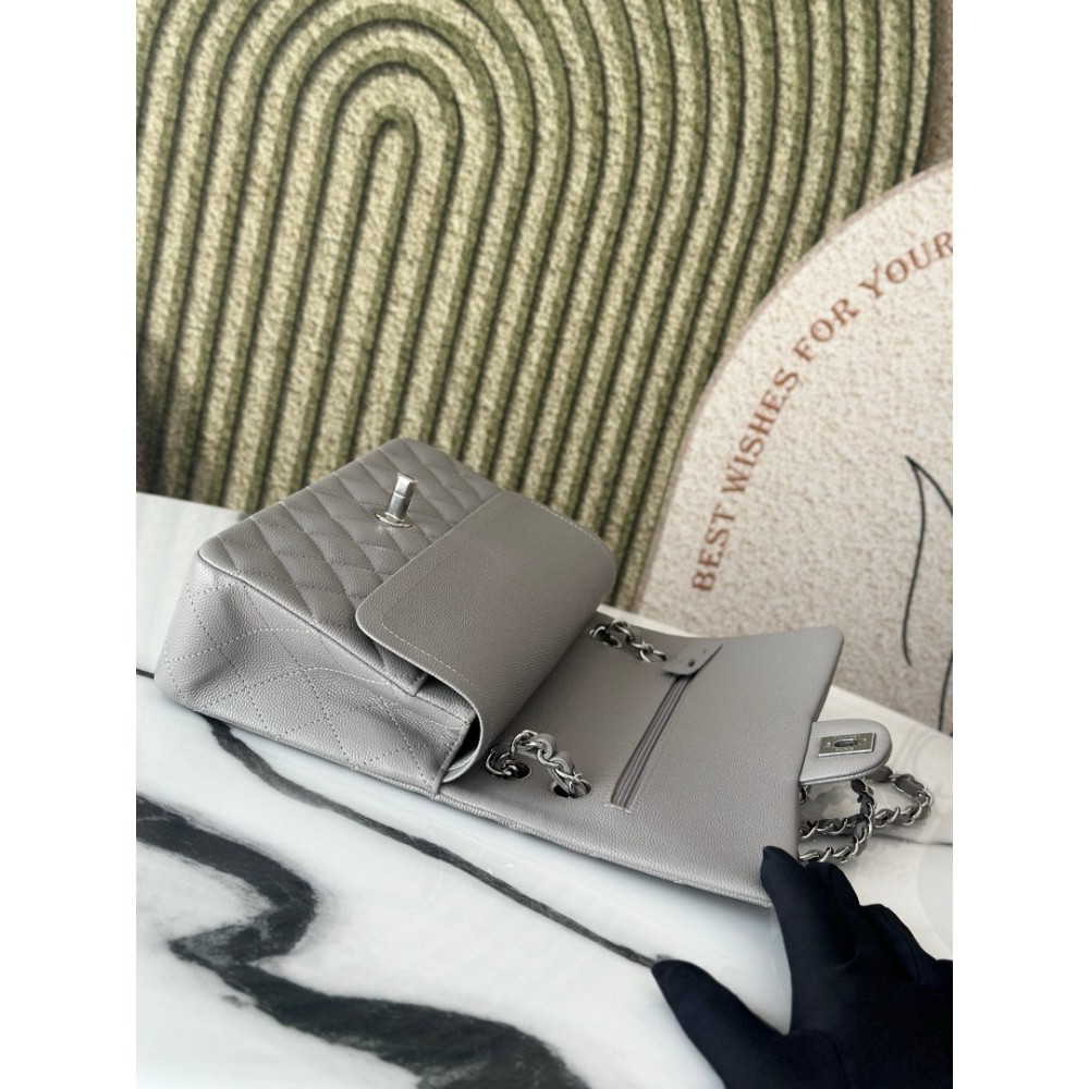 Chanel classic flap bag medium size 25x16x7cm REAL GRAINED LEATHER 100% Bags