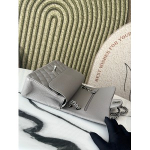 Chanel classic flap bag medium size 25x16x7cm REAL GRAINED LEATHER 100% Bags