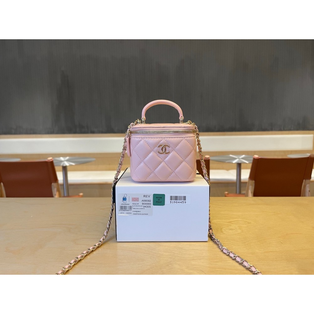 Chanel beauty vanity bag 11x8.5x7cm Bags