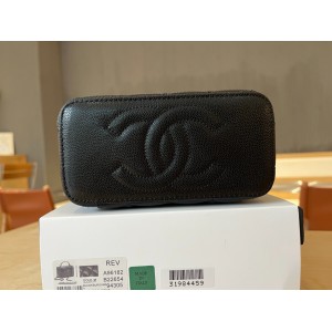 Chanel vanity chain bag 17x9.5x8cm  Bags