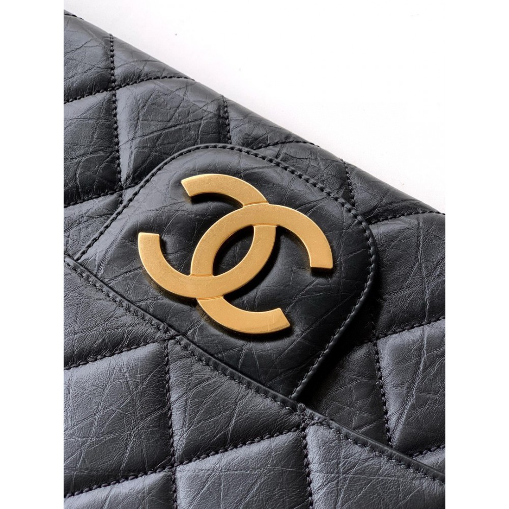 Chanel clutch 27.5x41x6.5cm leather 100% Bags
