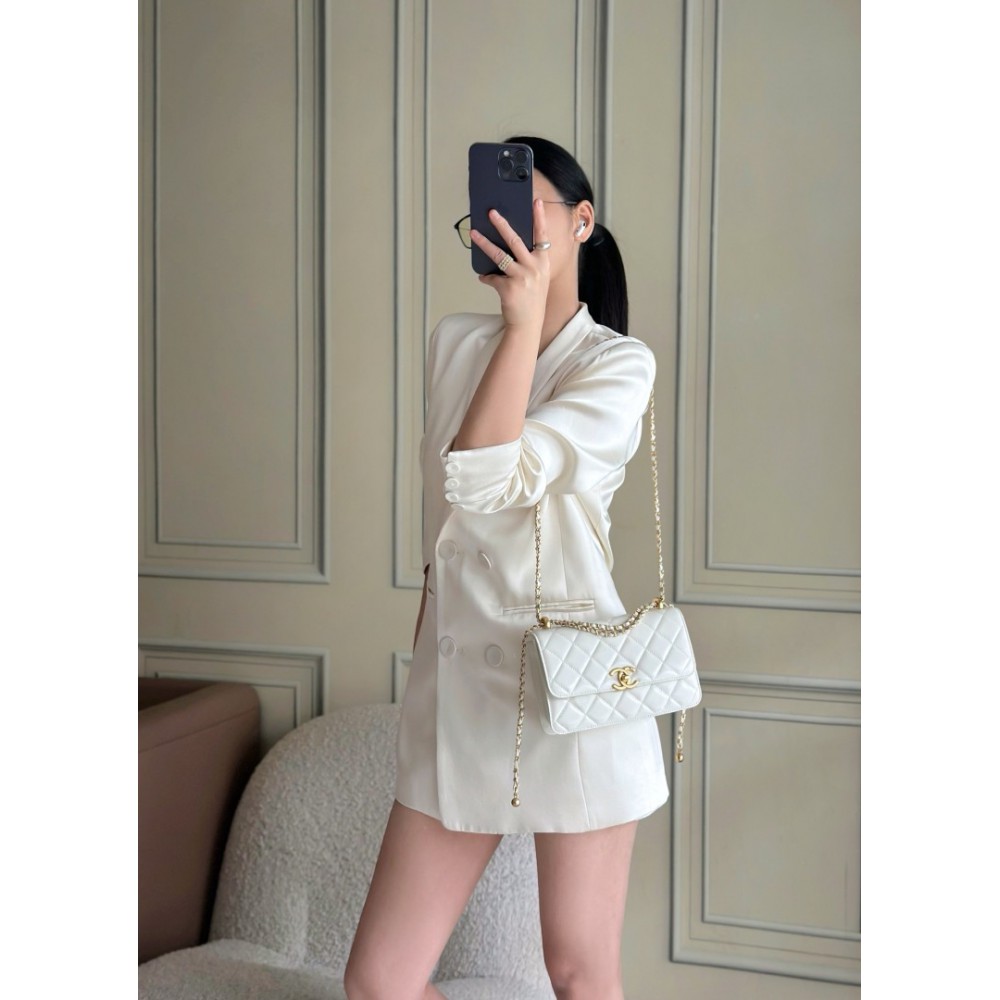 Chanel classic flap 22x14.5x8cm Bags