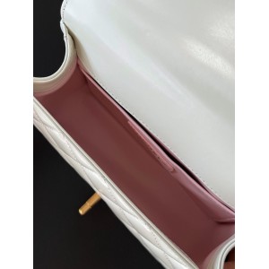 Chanel classic flap 22x14.5x8cm Bags