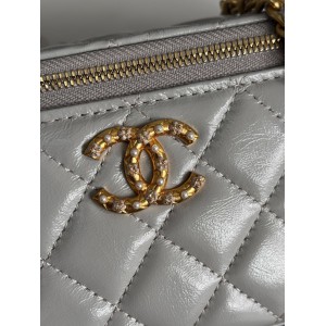 Chanel beauty vanity bag 17x9.5x8cm Bags