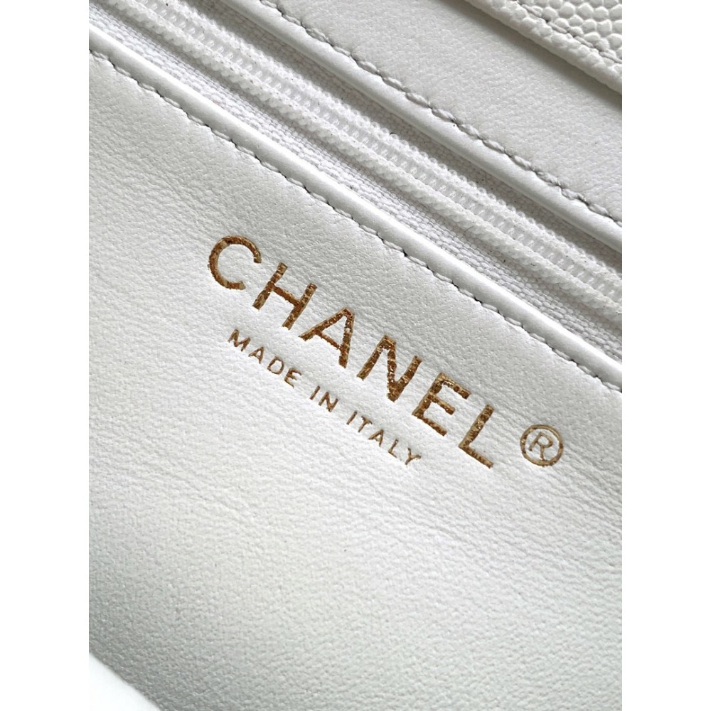 Chanel clutch with leather strap 15x22x7cm 
