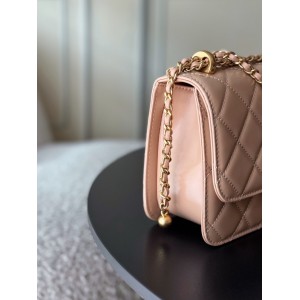 Chanel classic flap 22x14.5x8cm Bags