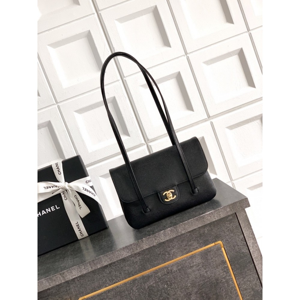 Chanel clutch with leather strap 15x22x7cm 