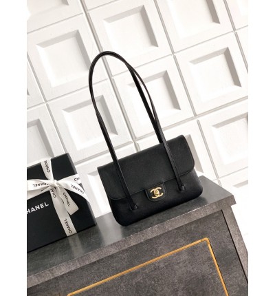 Chanel clutch with leather strap 15x22x7cm