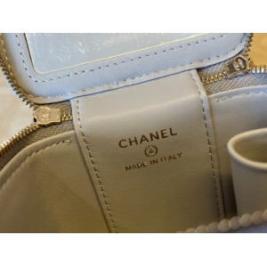 Chanel beauty vanity bag 11x8.5x7cm Bags