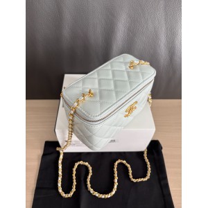 Chanel beauty vanity bag 17x9.5x8cm Bags