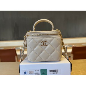 Chanel beauty vanity bag 11x8.5x7cm Bags