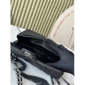 Chanel classic flap bag medium size 25x16x7cm REAL GRAINED LEATHER 100% Bags