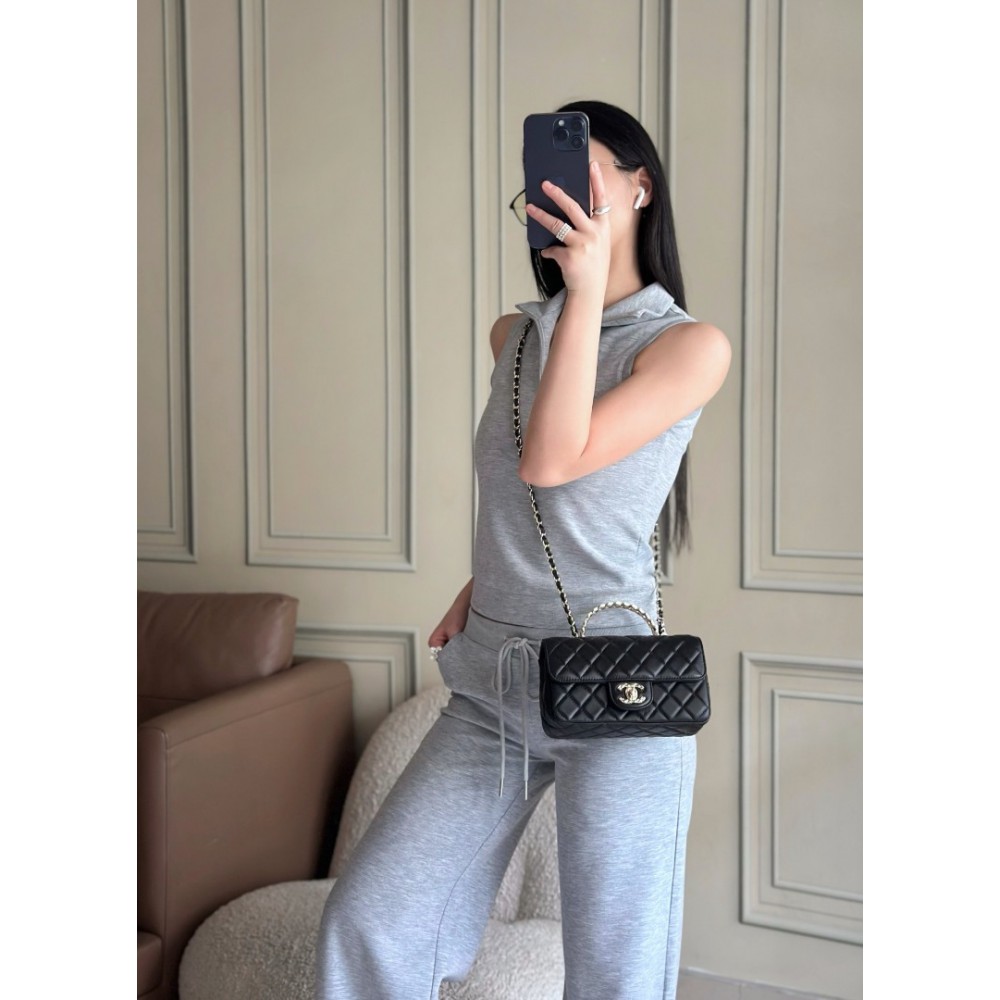 Chanel Classic flap top handle 20x14x7cm  Bags