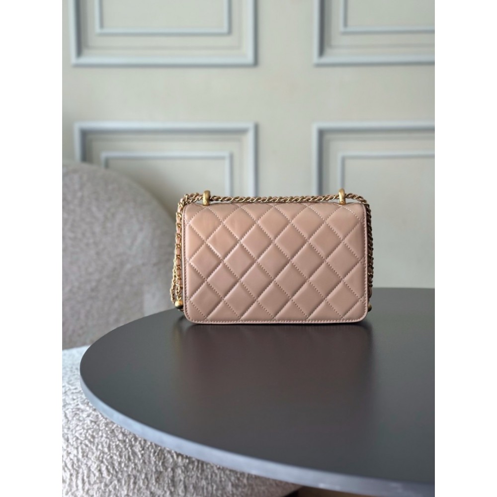 Chanel classic flap 22x14.5x8cm Bags
