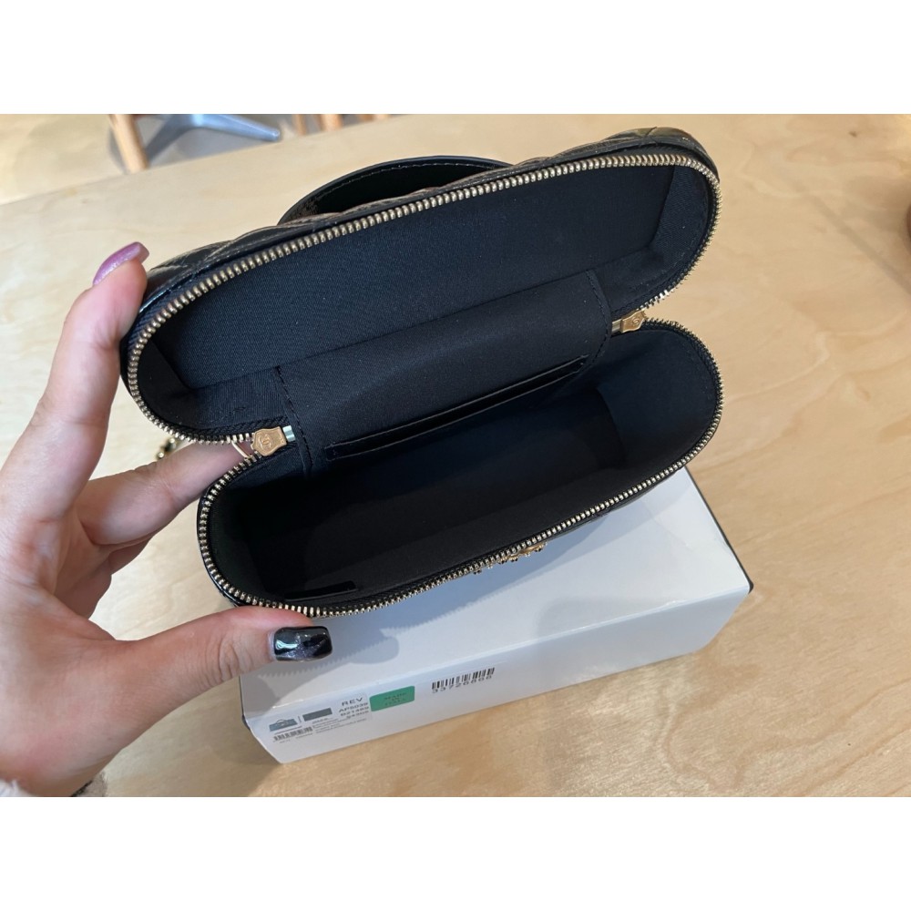 Chanel vanity chain bag 19.5x17.5cm patent Bags