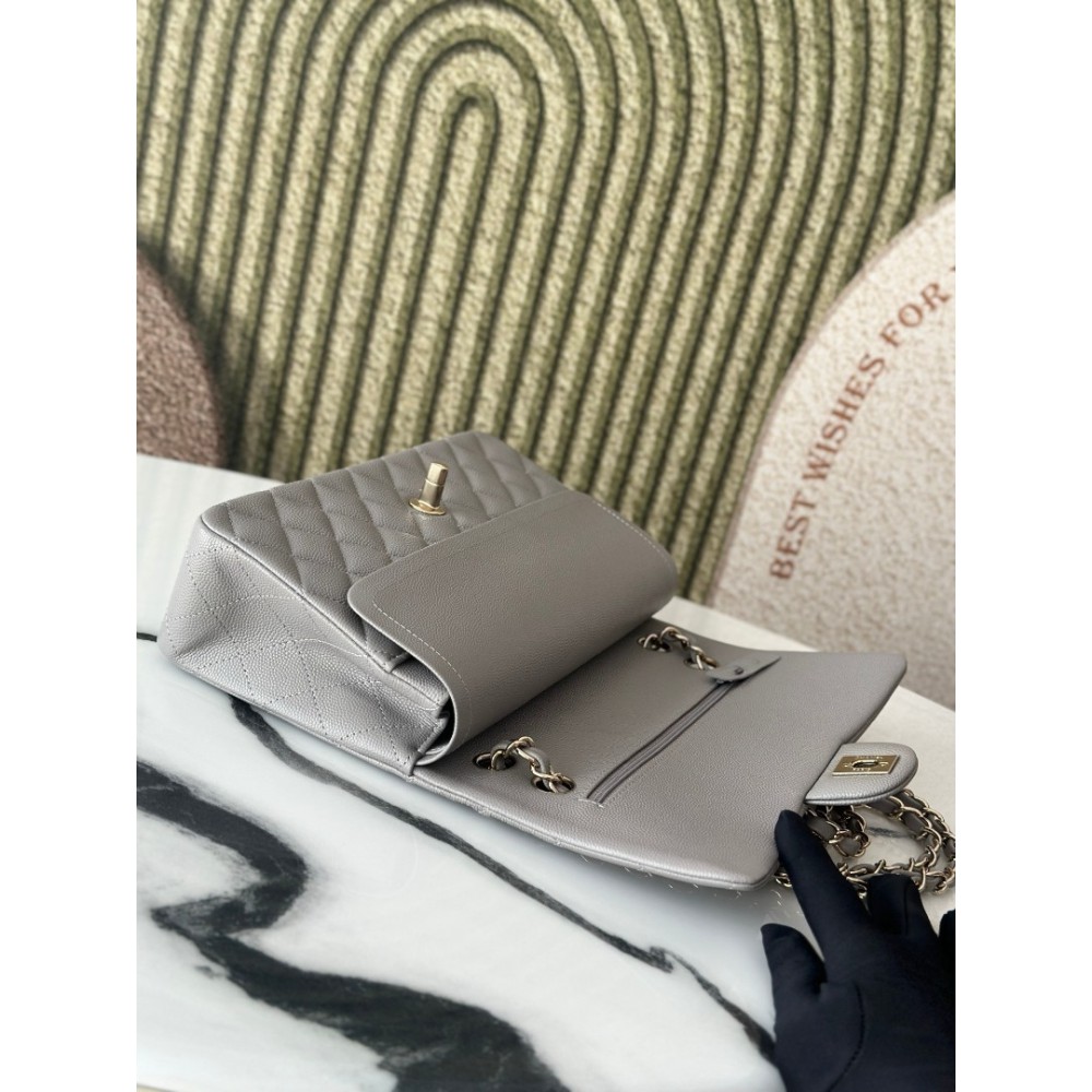 Chanel classic flap bag medium size 25x16x7cm REAL GRAINED LEATHER 100% Bags