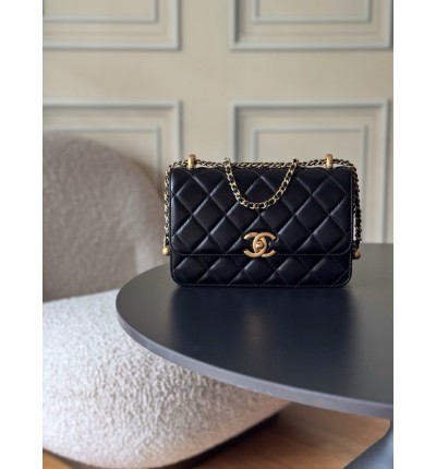 Chanel classic flap 22x14.5x8cm