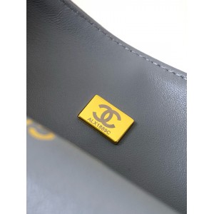 Chanel classic flap bag 20x13x5cm suede Bags