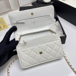 Chanel classic flap leather grained 19x12cm white gold chain