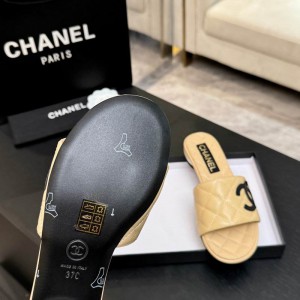 Chanel slippers Pearl heel 36-41 Shoes