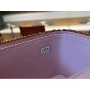 Chanel vanity chain bag 17x9.5x8cm  Bags