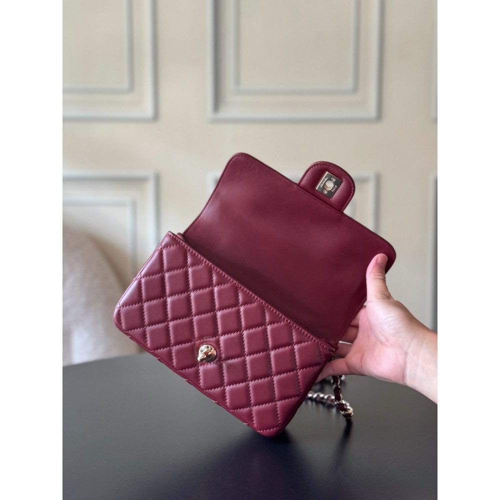 Chanel Classic flap top handle 20x14x7cm  Bags
