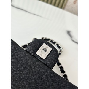 Chanel classic flap bag medium size 25x16x7cm REAL GRAINED LEATHER 100% Bags