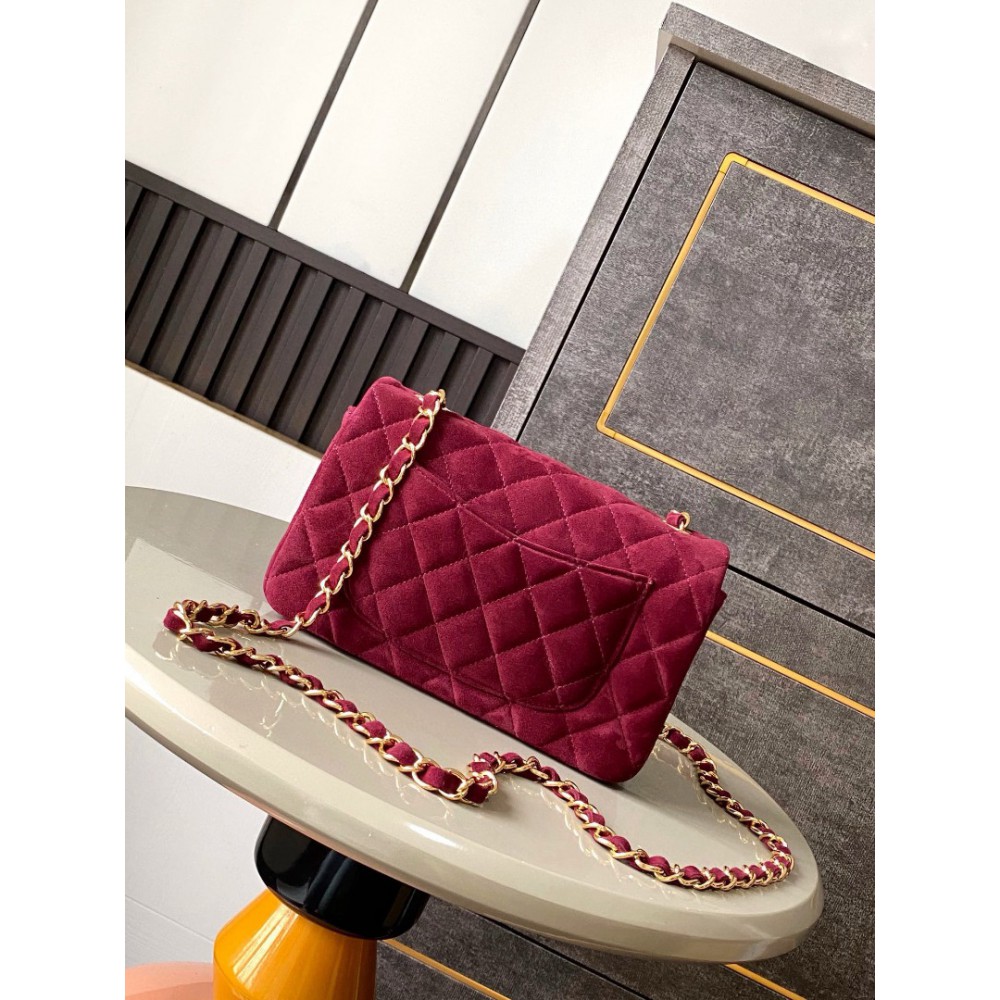 Chanel classic flap bag 20x13x5cm suede Bags