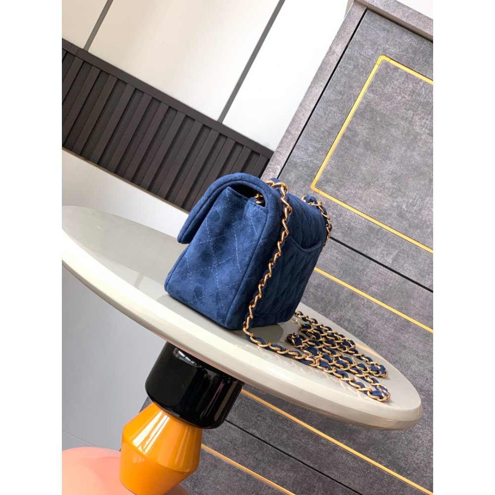 Chanel classic flap bag 20x13x5cm suede Bags