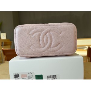 Chanel vanity chain bag 17x9.5x8cm  Bags