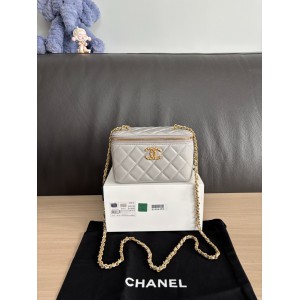 Chanel beauty vanity bag 17x9.5x8cm Bags