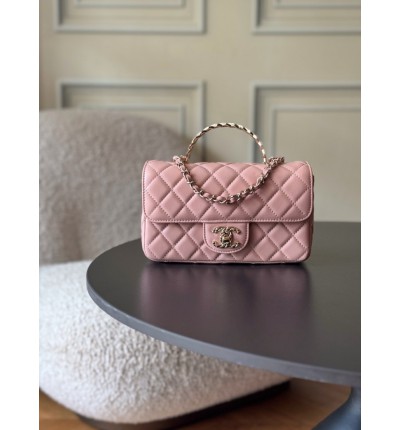 Chanel Classic flap top handle 20x14x7cm 