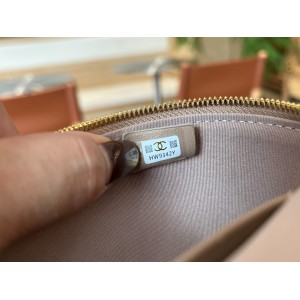 Chanel vanity chain bag 19.5x17.5cm  Bags