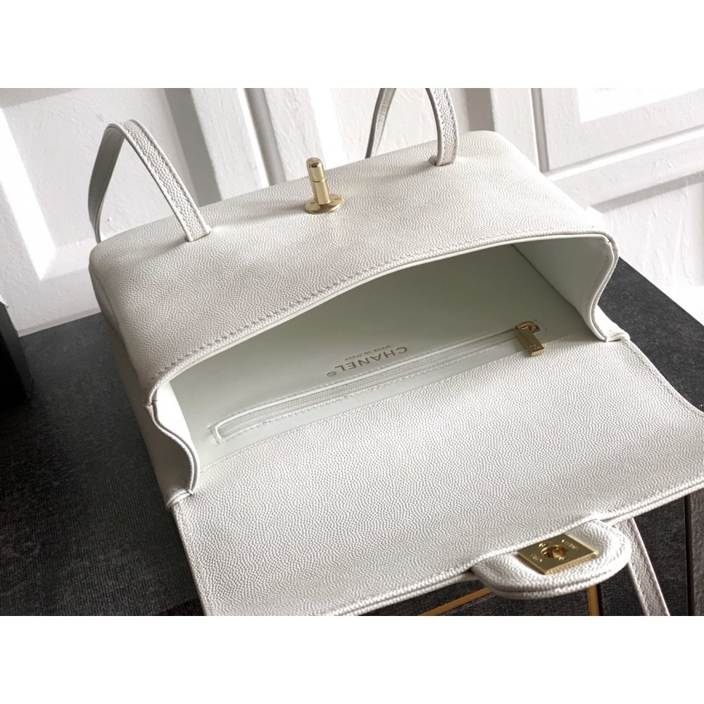 Chanel clutch with leather strap 15x22x7cm 