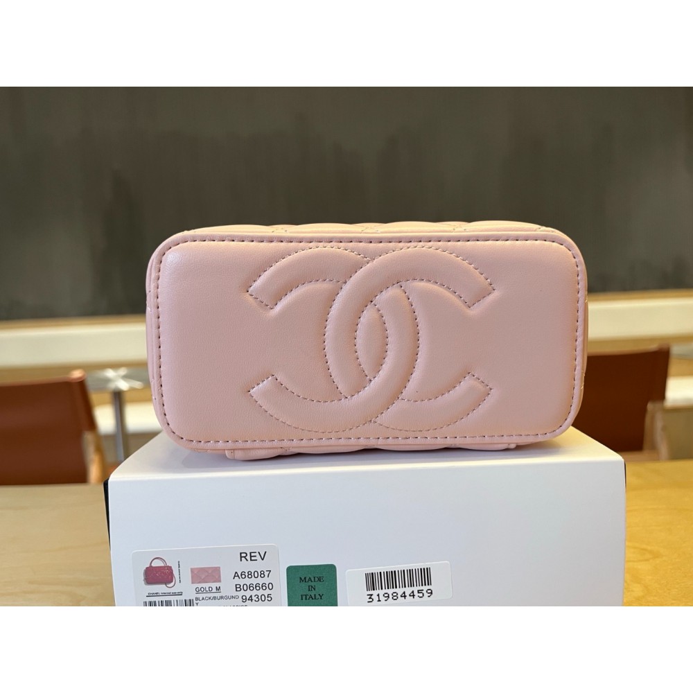 Chanel beauty vanity bag 17x9.5x8cm Bags