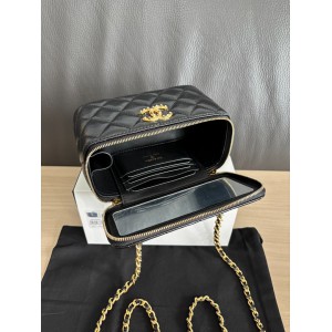 Chanel beauty vanity bag 17x9.5x8cm Bags
