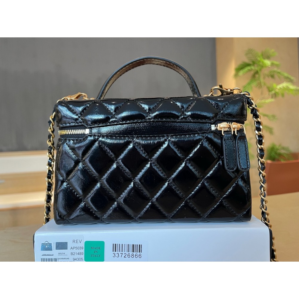 Chanel vanity chain bag 19.5x17.5cm patent Bags
