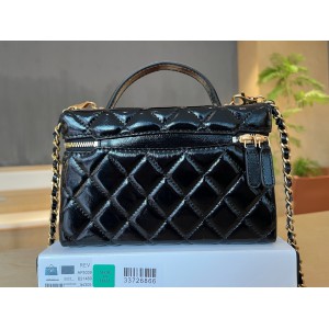 Chanel vanity chain bag 19.5x17.5cm patent Bags