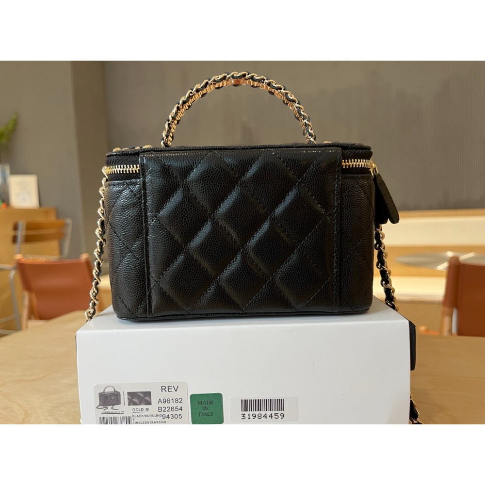 Chanel vanity chain bag 17x9.5x8cm  Bags