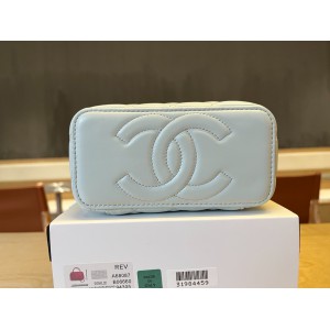 Chanel beauty vanity bag 17x9.5x8cm Bags