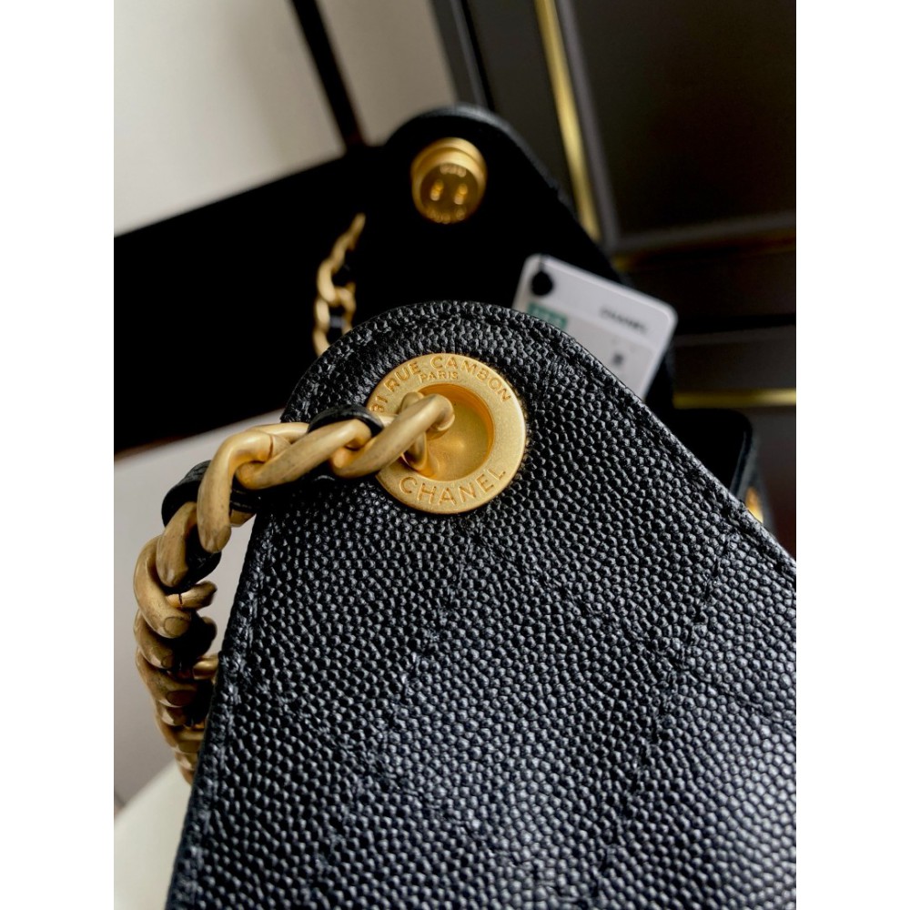 Chanel hobo 25 small handbag 30x26x14cm Bags