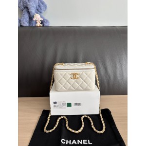 Chanel beauty vanity bag 17x9.5x8cm Bags