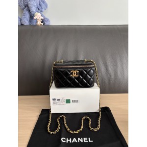 Chanel beauty vanity bag 17x9.5x8cm Bags