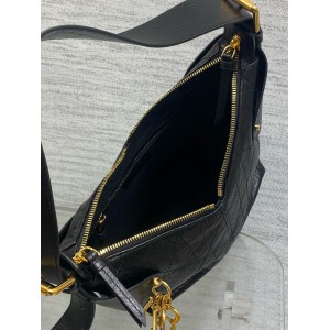 Dior Voyage Flat Macrocannage Grained Calfskin Bags