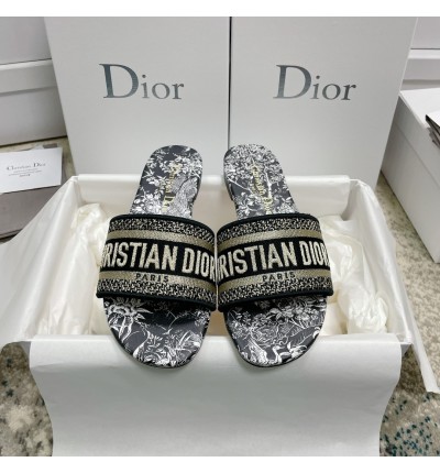 Dior slides 36 - 42 .