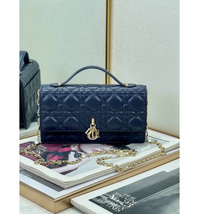 Dior My Dior mini bag 21 x 11.5 x 4.5 cm